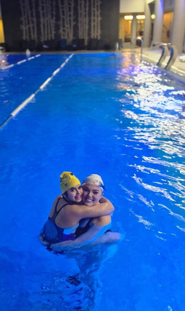 Prietene sau mamă-fiică? Paula Seling și Elena au o legătură unică, bazată pe sinceritate totală. Cântăreața petrece mult timp cu fata ei