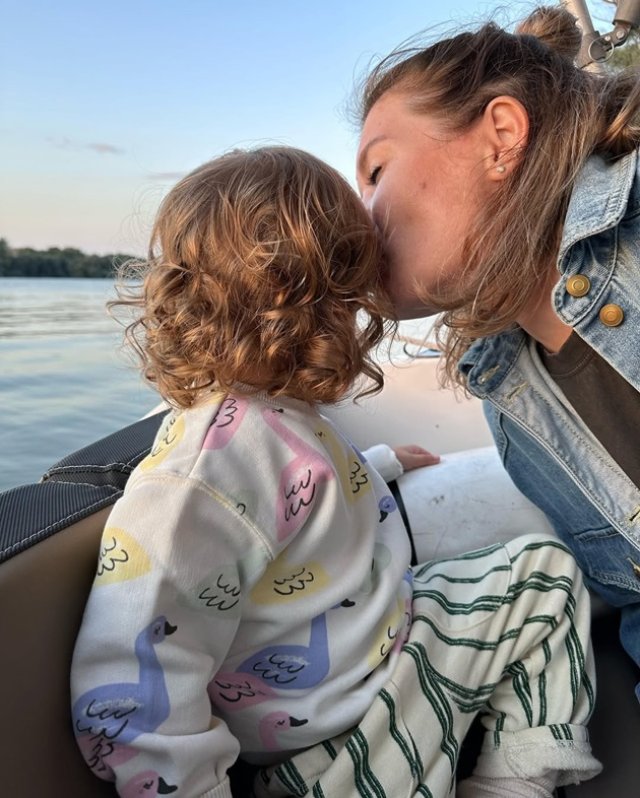 Smiley, copleșit de emoții la aniversarea fiicei sale. Josephine a împlinit 4 ani, iar artistul a postat un mesaj care a topit inimile fanilor. Este un copil foarte dorit
