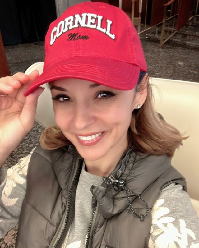 Andreea Marin a plecat cu Violeta în America. Din toamnă va pleca la facultate