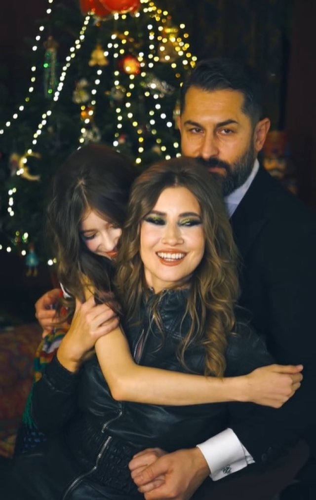 Iulia Albu și Mike s-au despărțit