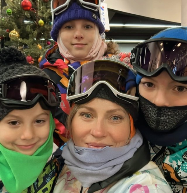 Ce s-a întâmplat de ziua Mirelei Vaida. Vedeta nu a mai plecat în excursie cu familia