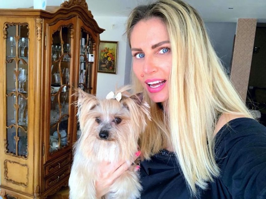 Are sau nu operații estetice? Andreea Bănică este extrem de mândră de felul în care arată la aproape 50 de ani. Este adepta tratamentelor cosmetice