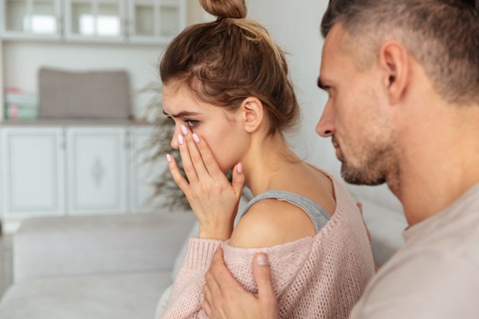 Îi este frică să nu rănească persoana iubită cu sinceritatea de care dă dovadă