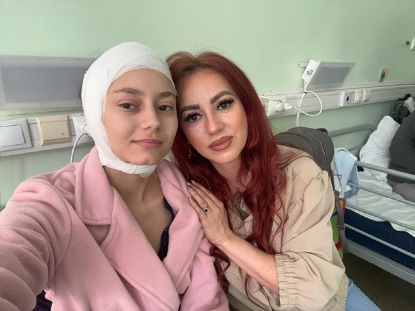 Fiica lui Marian Drăgulescu, complicații după ce a fost operată pentru a șaptea oară. Beatrice s-a născut cu hipoacuzie bilaterală. Medicii i-au schimbat implantul cohlear