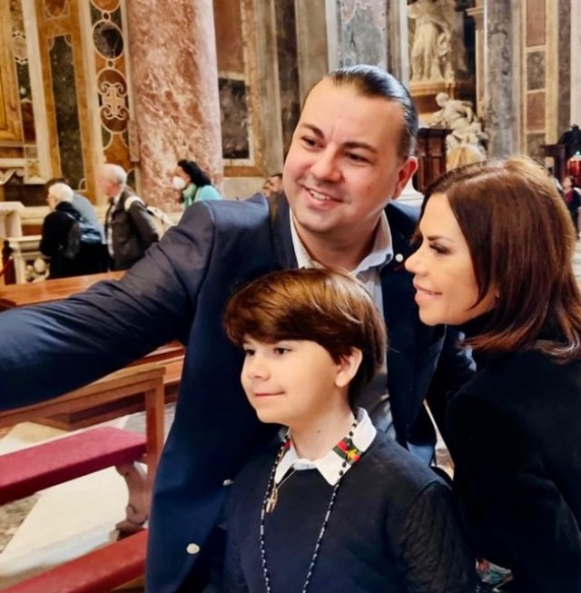 Cine este Silviu Dumitriade, actualul soț al Luminiței Anghel. Între cei doi este o diferență de vârstă de 10 ani. Au un singur fiu biologic