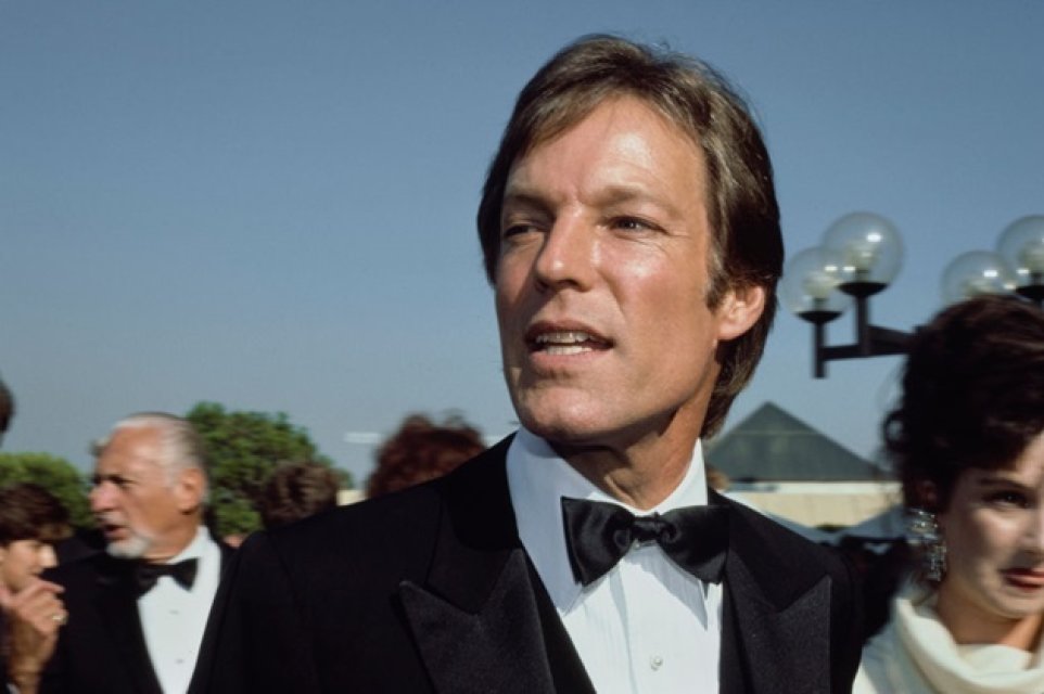 Richard Chamberlain, starul din "Pasărea Spin", a murit la vârsta de 90 de ani. De-a lungul carierei a câștigat trei Globuri de Aur
