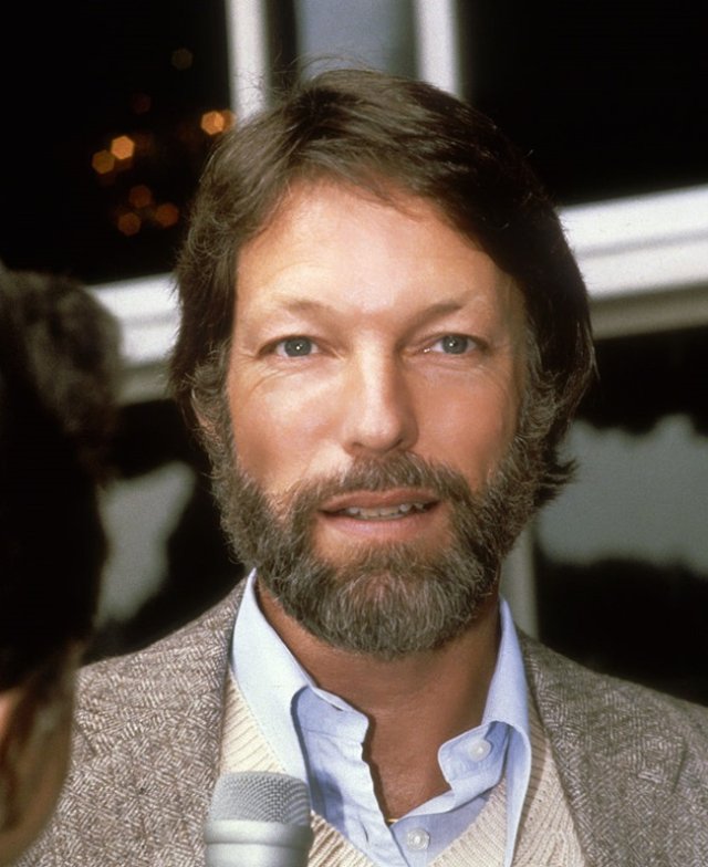Richard Chamberlain, starul din "Pasărea Spin", a murit la vârsta de 90 de ani. A avut o relație de lungă durată cu un bărbat