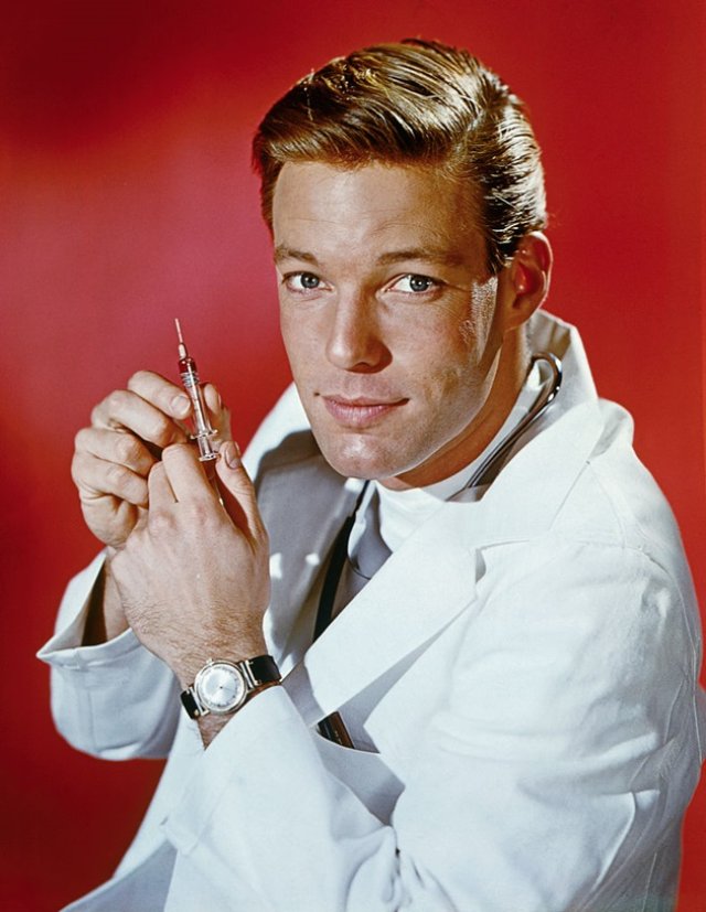 Richard Chamberlain, starul din "Pasărea Spin", a murit la vârsta de 90 de ani. A luat un Glob de Aur pentru rolul din Dr Kildare