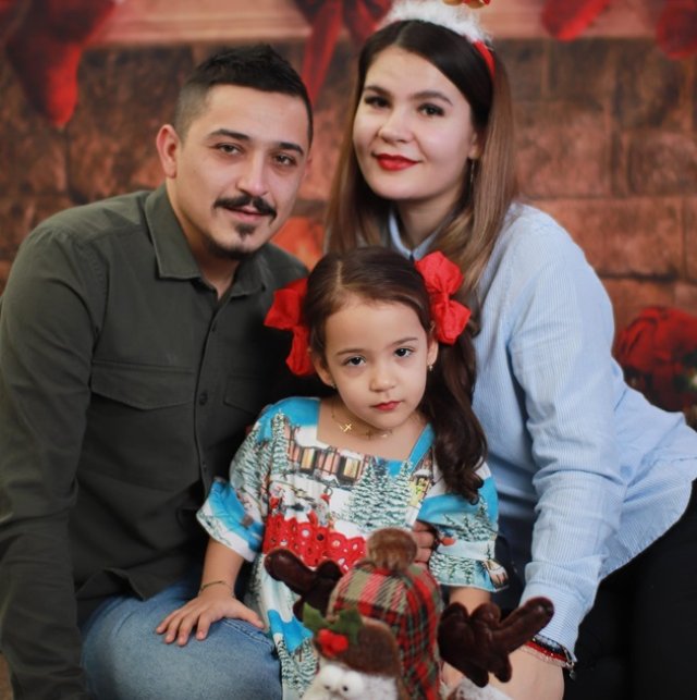 Daria a murit în brațele mamei sale în cumplitul accident din Serbia. Ea și tatăl ei ar fi putut fi salvați dacă ambulanța nu ar fi fost blocată la graniță. Fetița câștigase o medalie de aur înainte să moară