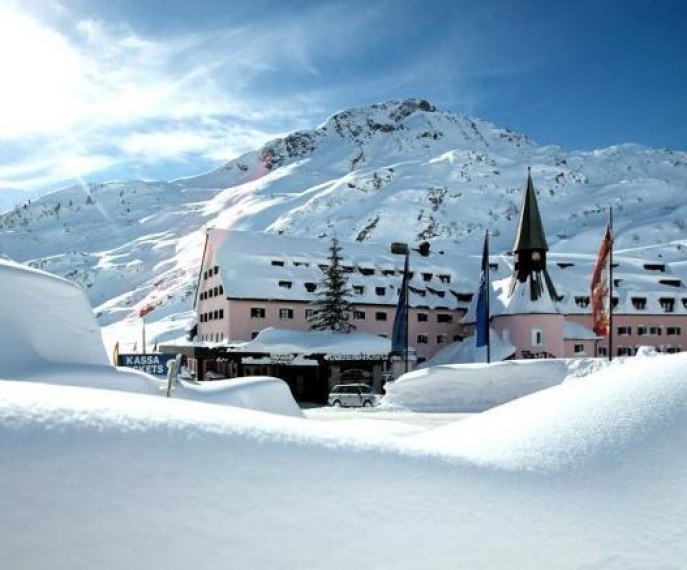 Arlberg Hospiz, Austria