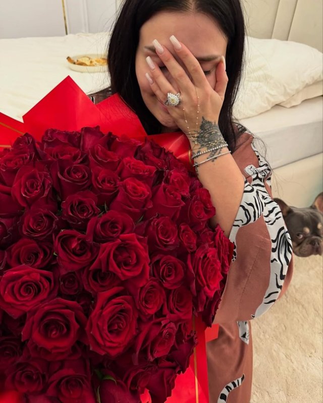 Oana Radu s-a căsătorit în secret? Postarea care a pus pe jar fanii și i-a făcut să-i ureze "casă de piatră". Șerban Balaban este toboșar în bandul ei