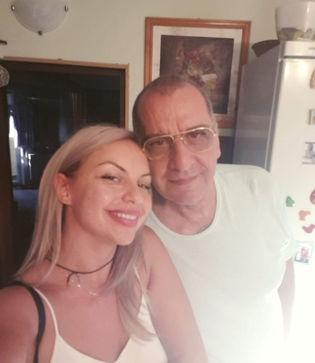 Clipe de coșmar pentru Eliza Natanticu. Tatăl ei a murit chiar în noaptea de Înviere, a scris un mesaj emoționant despre el