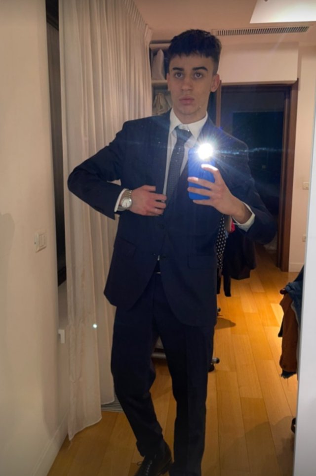 Șerban Huidu, mândru de fiul său care a împlinit 18 ani, i-a transmis un mesaj extrem de emoționant în online. Imagini rare cu tânărul major, Rareș Huidu