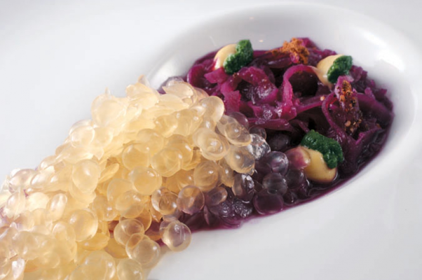 el bulli - red cabbage with iberian ham lentils