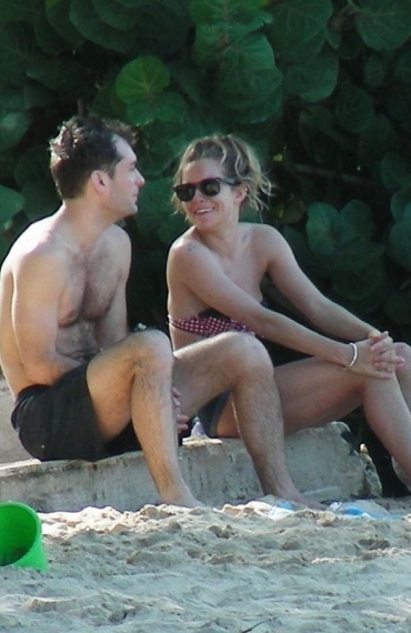 Jude Law si Sienna Miller
