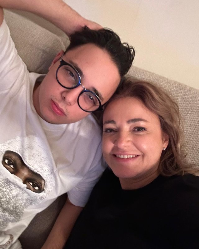 Fiul Cristinei Bâtlan este complet independent financiar la 21 de ani. Moștenește un întreg imperiu creat de mama lui, dar și-a pus bazele propriei afaceri. Vrea să își câștige singur banii