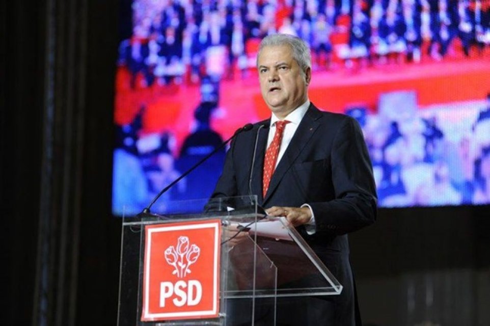 Adrian Năstase a împlinit 75 de ani. Cum arată acum, după aproape 2 decenii de când s-a retras din viața publică și de când a fost condamnat la închisoare