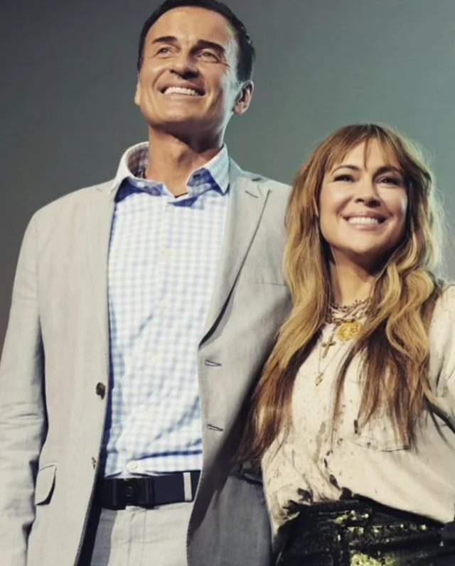 Julian Mcmahon, starul din serialul "Nip/Tuck" a murit la 56 de ani, după o lungă luptă cu cancerul. A jucat în serialul Charmed cu actrița Alyssa Milano