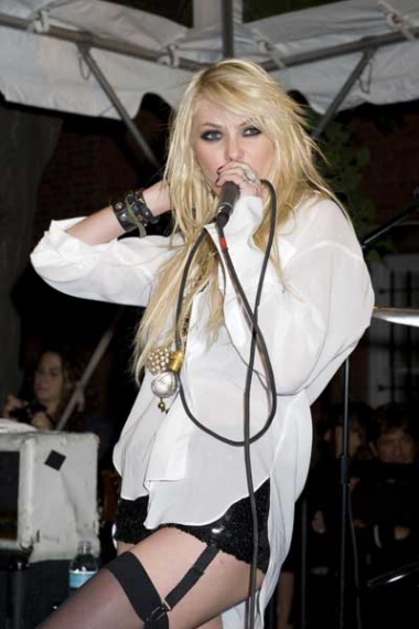 Taylor Momsen - Jenny din Gossip Girl