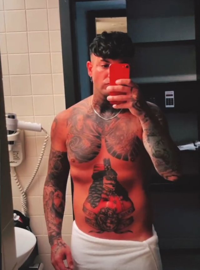 Cine este George "Jaguarul", ispita de la Insula Iubirii 2025. A mărturisit cum a ajuns să participe la emisiune, deși el nu s-a înscris. Are un tatuaj cu Vlad Țepeș pe abdomen