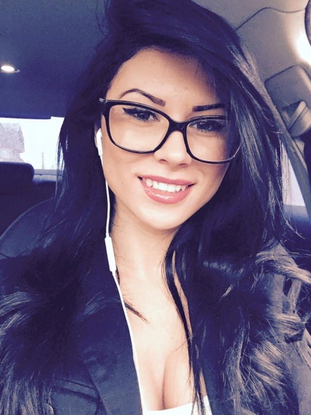Cum arăta Bianca Dan de la Insula Iubirii înainte de operațiile estetice. Frumusețea a ajutat-o să câștige simpatia publicului