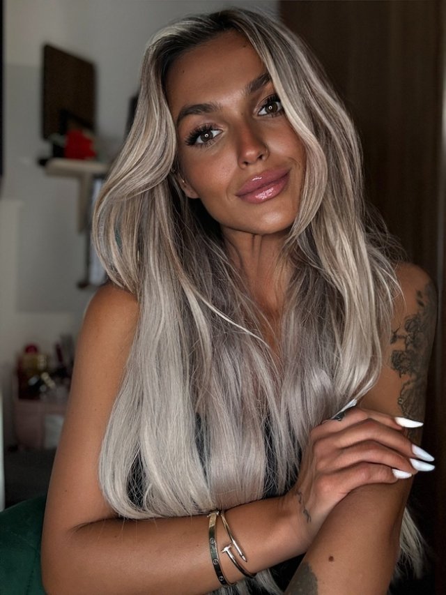 Iustina Loghin, mesaj subtil la adresa Ellei de la Insula Iubirii 2025. "Copia n-are valoare". A atacat-o public pe concurenta din sezonul 9
