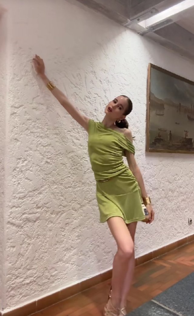 Columbeanu, așa cum nu a mai fost văzută vreodată. S-a filmat într-o haină de blană după ce ani la rând a fost vegană. Nu a mâncat carne aproape șase ani