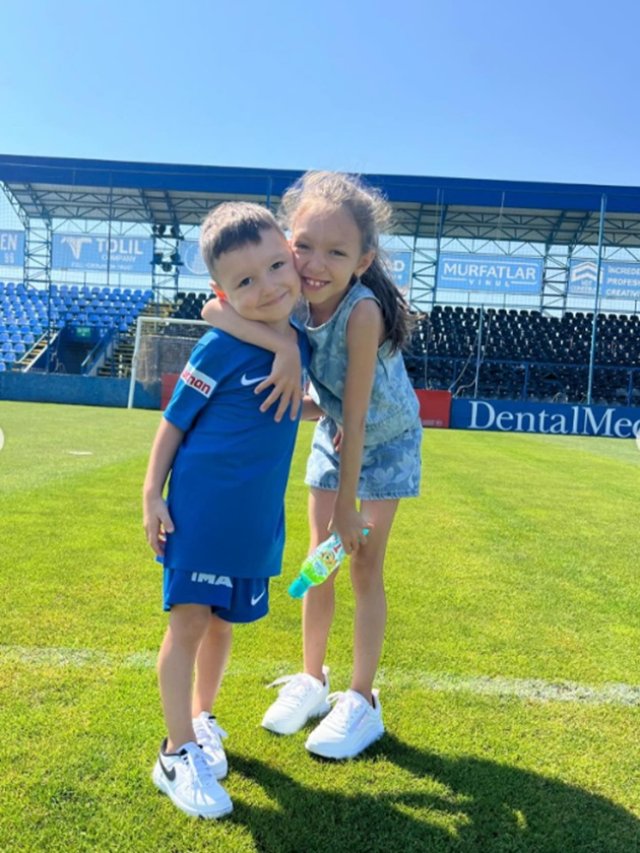 Simona Halep, mai fericită ca oricând! "Vine barza" și toată familia este în extaz: "Gemenii sunt deja iubiți". Sportiva își duce nepoții pe terenul de tenis
