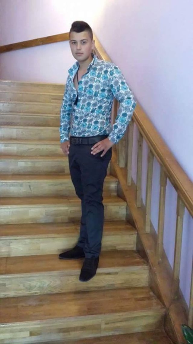 Cum arăta Teo de la Insula iubirii înainte să devină celebru. Imagini cu ispita supremă de pe vremea când nu avea fațete și nu mergea la sală. În trecut se îmbrăca în haine mulate