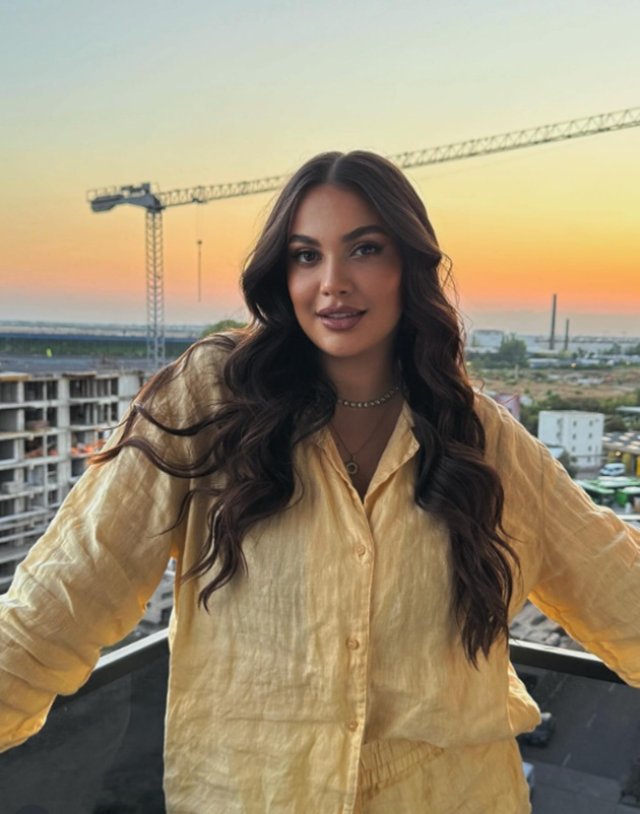 Noul iubit al lui Betty Salam i-a pus inelul pe deget, la o lună de când ea a divorțat. "Mulțumesc, iubirea mea". Este din nou fericită după divorțul de Cătălin Vișănescu