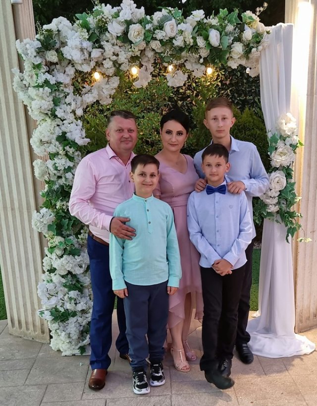 A murit Ghiță Botoș lăsând trei copii orfani în urma lui
