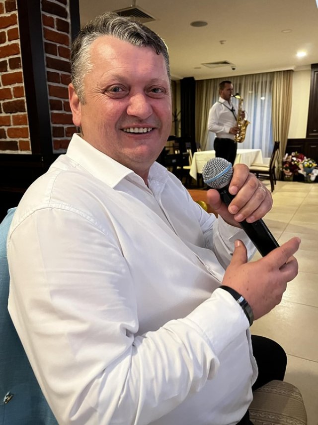 A murit Ghiță Botoș, interpret de muzică populară care a luptat cu o boală cumplită