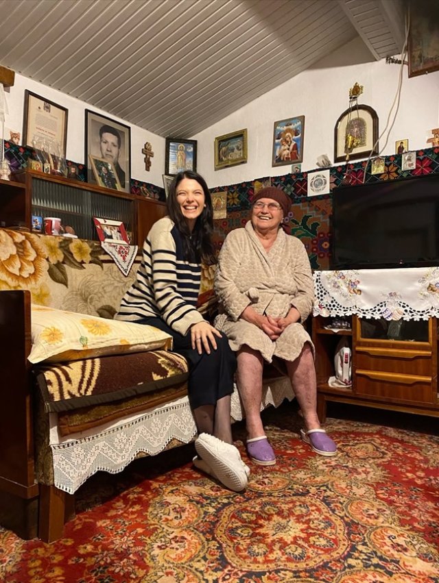 Anca Lungu, distrusă de durere! A rămas fără una dintre cele mai importante ființe din viața ei. Bunica ei s-a stins pe 31 august 2025