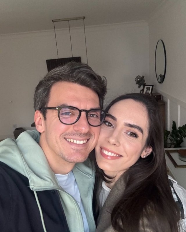 Cine este Alexandru Ion de la Asia Express. A plecat în aventura vieții lui alături de Ștefan Floroaica. Este căsătorit cu antreprenoarea Evelyne Vîlcu