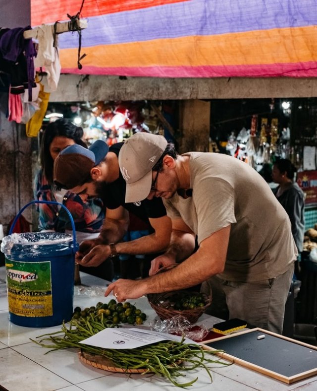 Cine este Alexandru Ion de la Asia Express. A plecat în aventura vieții lui alături de Ștefan Floroaica. A jucat în „Lia, soția soțului meu” și „Sacrificiul”
