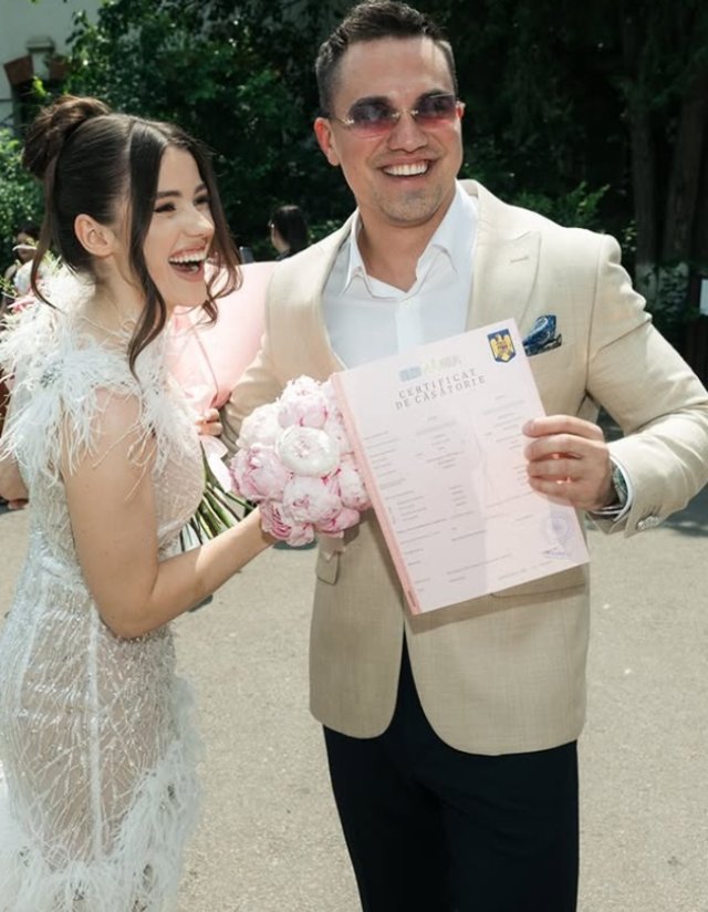 Mugur Mihăescu, cel mai fericit socru mic! Fiica lui, Ivona, a avut parte de o nuntă ca-n povești, cu tradiții și lăutari