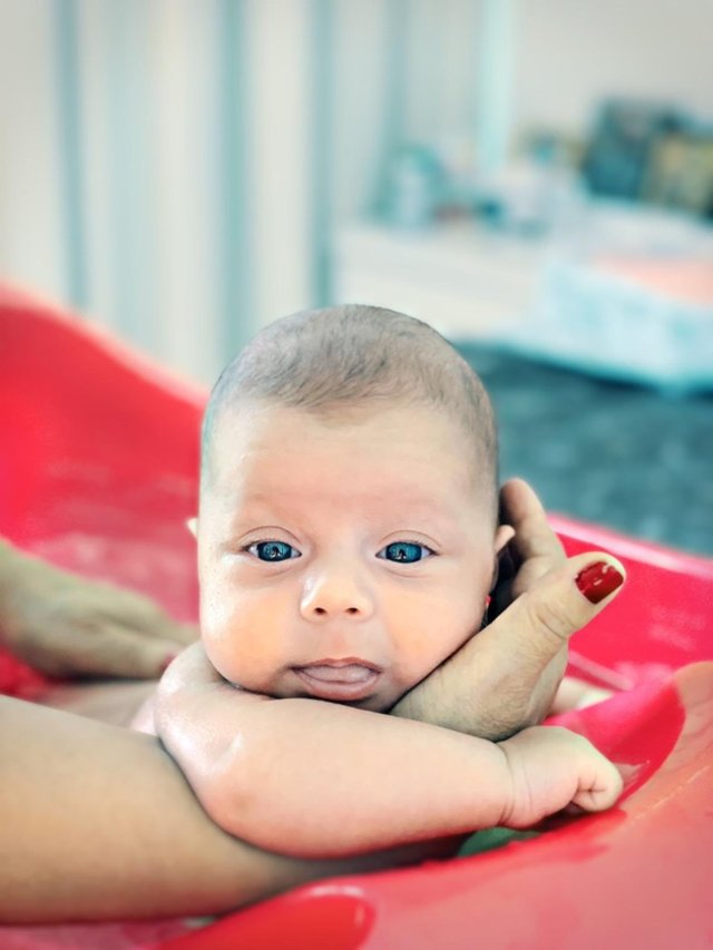 Eva, fetița Elenei Udrea, a împlinit 7 ani. Imagini de la prima aniversare a copilei alături de mama ei, după aproape 4 ani de închisoare. S-au bucurat de timpul petrecut împreună