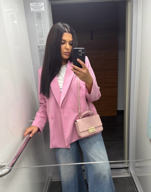 O recunoști? Vedeta de la Asia Express a slăbit mai bine de 15 kg și se simte mai bine ca oricând. Nu dorește să ofere altora sfaturi despre slăbit
