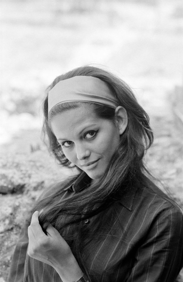 A murit Claudia Cardinale, marea doamnă a cinematografiei italiene. "Cea mai frumoasă femeie din lume" s-a stins la 87 de ani. Numele său complet este Claude Josephine Rose Cardinale