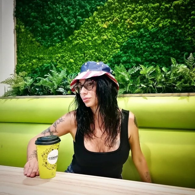 Ioana Popescu știa că va muri? Ultimul mesaj făcut public înainte să se stingă. Ajunsese de nerecunoscut din cauza bolilor. I-ar fi spus iubitului că va muri fără să afle cei din jur