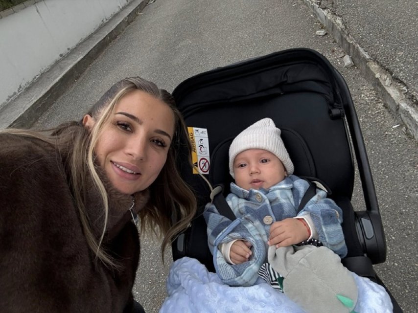 Ce mare a crescut băiețelul Claudiei Puican cu Armin Nicoară. Sunt cei mai fericiți de când au reușit să devină părinți. Organizează petrecere de nuntă și botez pe 28 octombrie 2025
