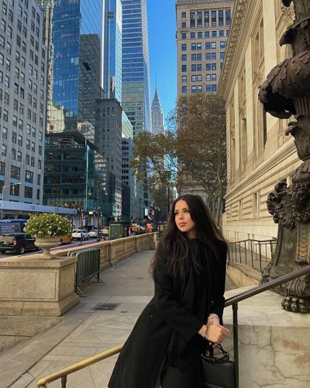 Adevărul despre relația dintre Andreea Marin și Violeta, de când a plecat la facultate în America. Violeta a recunoscut că nu s-ar fi descurcat fără ajutorul mamei sale pentru a-și pregăti camera de cămin