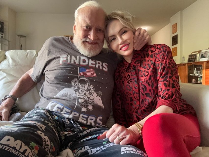 A murit românca Anca Faur, soția astronautului american Buzz Aldrin de 95 de ani care a ajuns pe Lună.