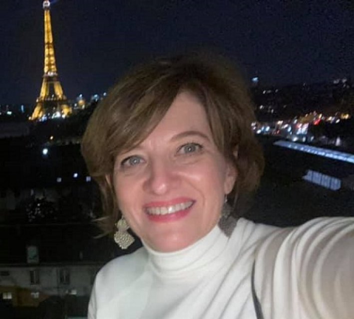 Cine este Oana Gheorghiu, propunerea lui Ilie Bolojan pentru funcția de vicepremier. Înainte să fie co-fondator al Asociației „Dăruiește Viață” conducea operațiunile unei companii franceze din România