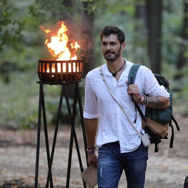George Burcea candidează la Primăria Capitalei, susținut de Anamaria Gavrilă. Înainte să devină actor, a studiat la Universitatea Maritimă din Constanța și a fost marinar 