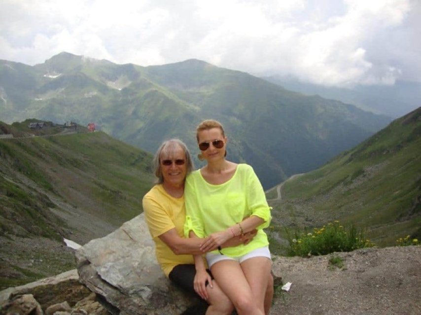 Au trecut 6 ani de la moartea lui Mihai Constantinescu. Soția artistului, Simona Secrier, a dezvăluit ultima conversație avută cu el înainte să moară, pe 29 octombrie 2019