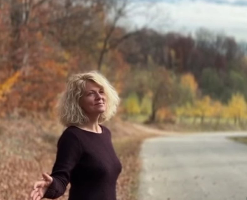 Dana Nălbaru revine în muzică? Ce surpriză le-a pregătit fanilor. A filmat un nou videoclip