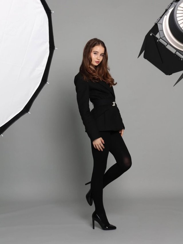 Irina Columbeanu, ținta comentariilor tot mai răutăcioase pe internet. Mătușa ei i-a sărit în apărare, în timp ce mama ei nu a postat nimic. Fanii au complimentat-o pentru felul în care arată