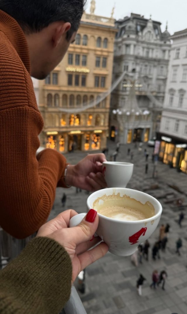 Deea Maxer, mai îndrăgostită ca niciodată. Cine este Constantin Cataramă, noul ei iubit care are două fete