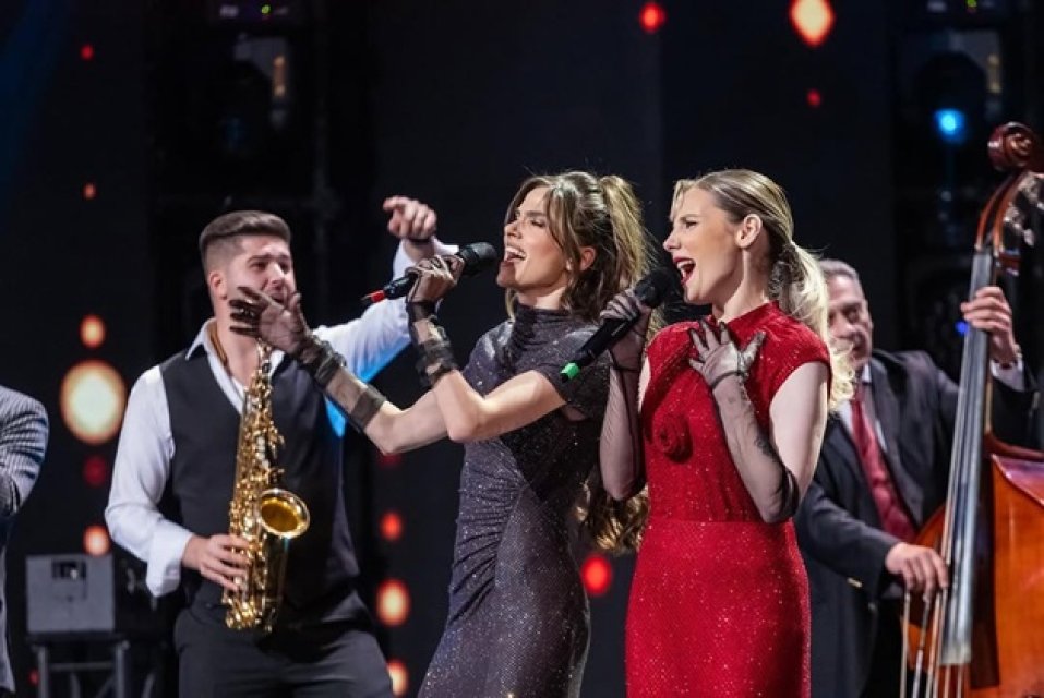 Theo Rose, anunțul care a șocat fanii. "Drumurile noastre s-au separat". Alessandra a contribuit la succesul ei